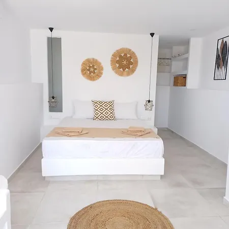 Irini's House Sunbeam شقة