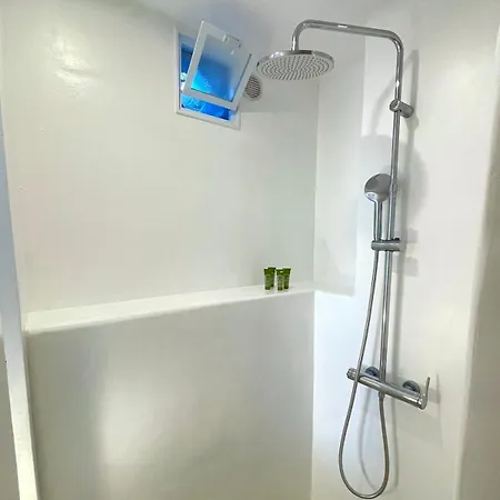 Irini's House Sunbeam شقة Dhragoulas